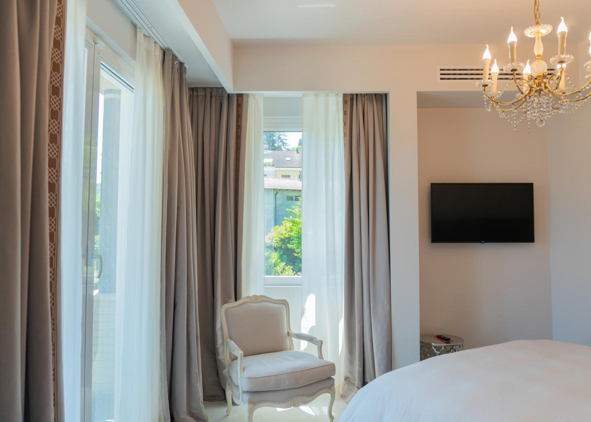 Hotel Villa E Palazzo Aminta Стреза Екстериор снимка
